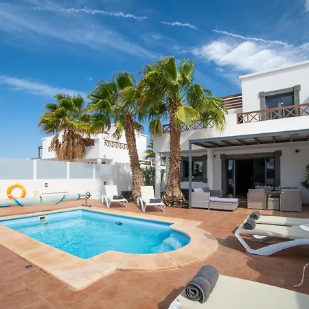 Ariana - Playa Blanca (Lanzarote)