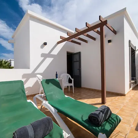 Ariana - * Playa Blanca (Lanzarote)